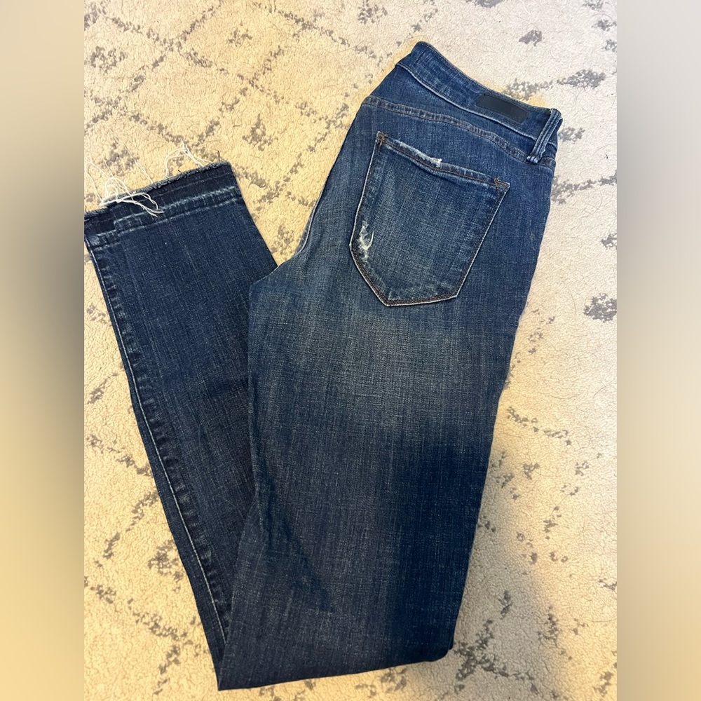 Women’s skinny jeans